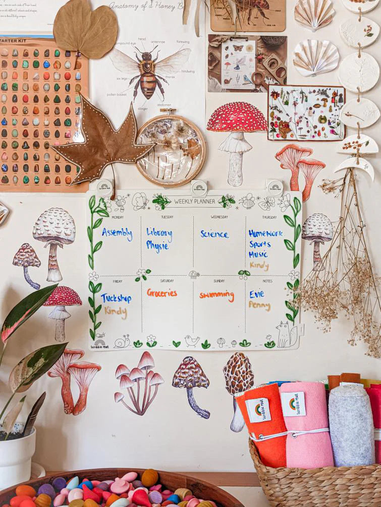 Weekly Planner (4 pens)