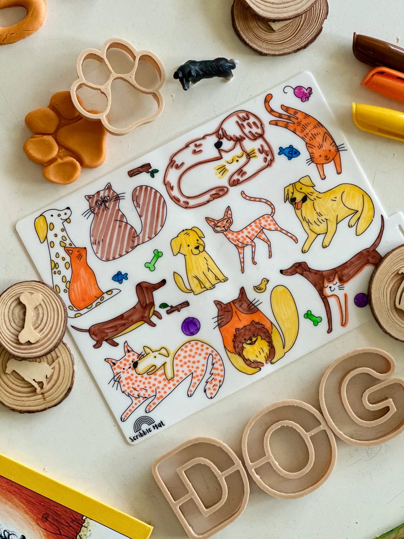 The Minis - Cats & Dogs (3 pens)