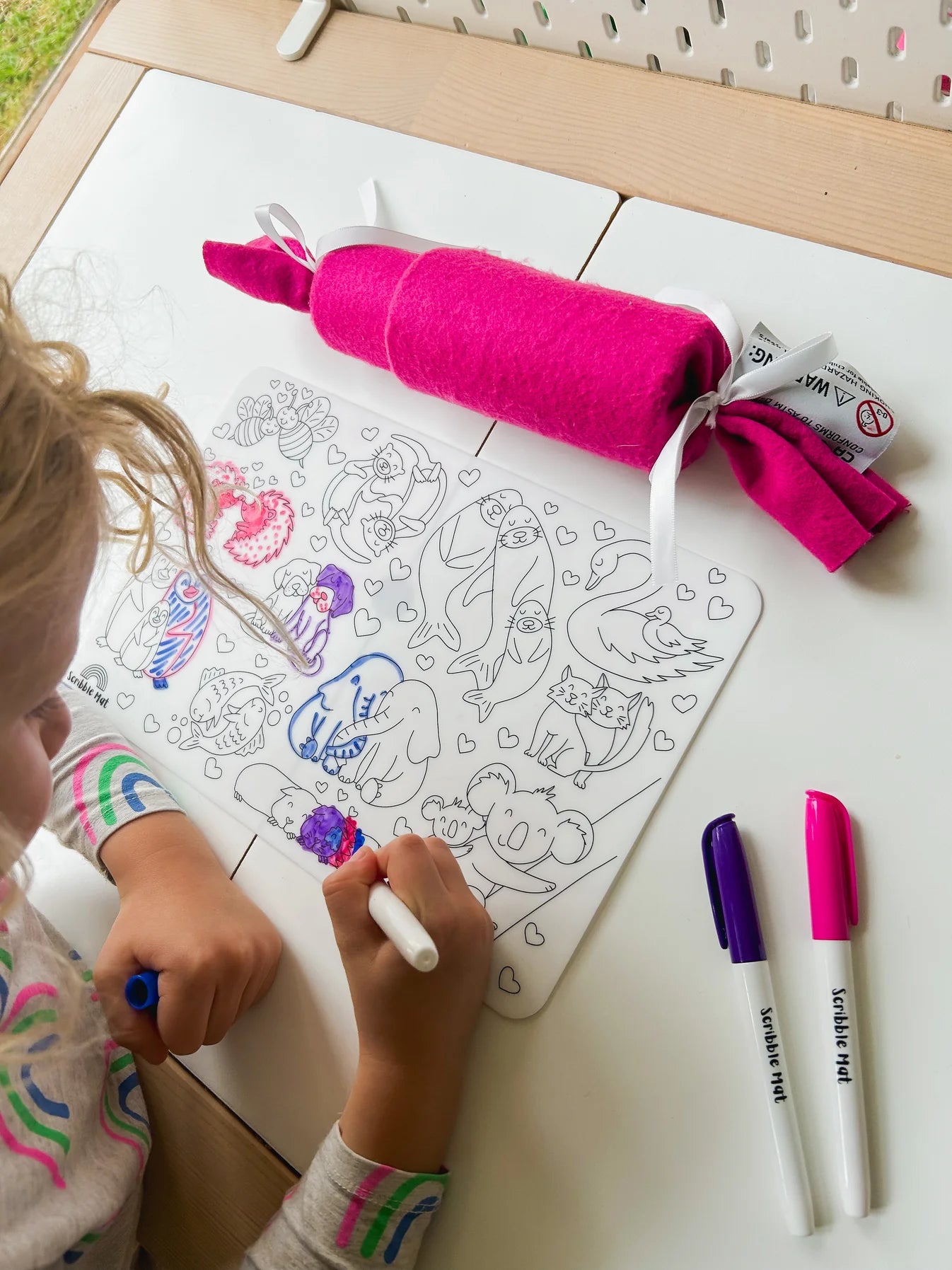 Love Cracker (includes 3 pens)