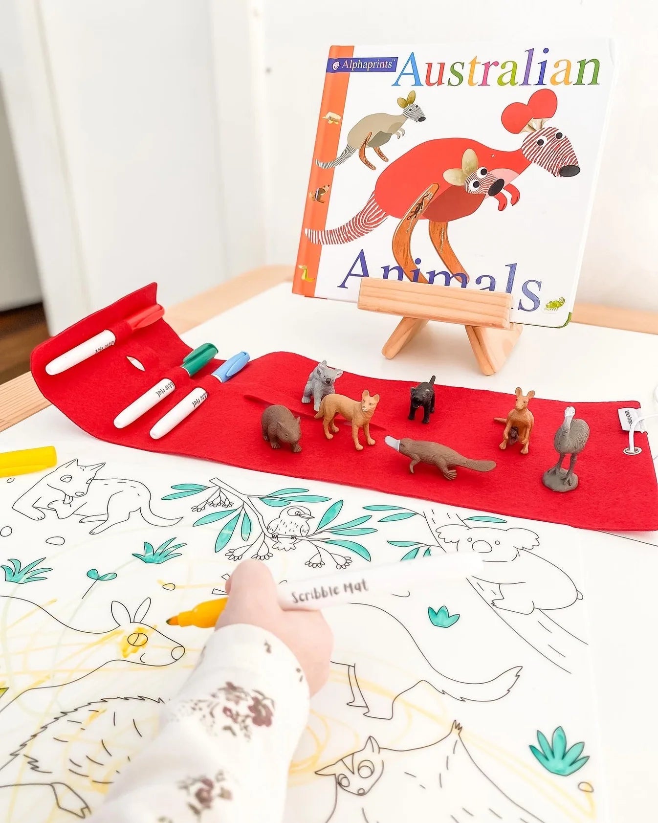 The Originals - Baby Australian Animals (includes 4 pens)